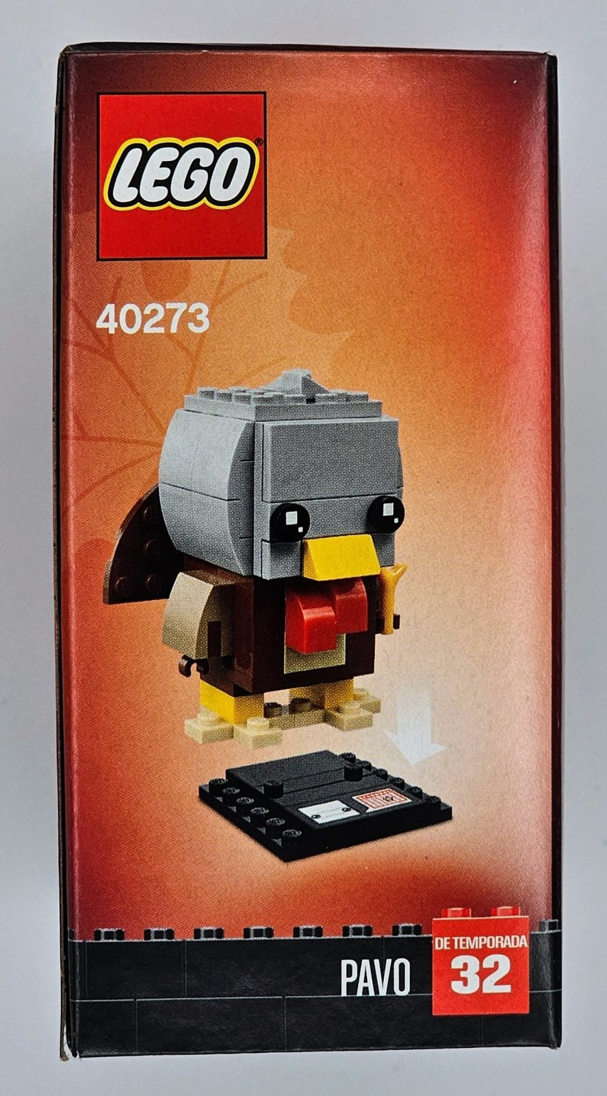LEGO 40273 - BrickHeadz Thanksgiving Turkey image 4