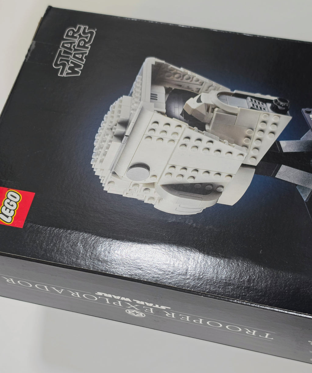 LEGO 75305 - Star Wars Scout Trooper Helmet *Box Damage