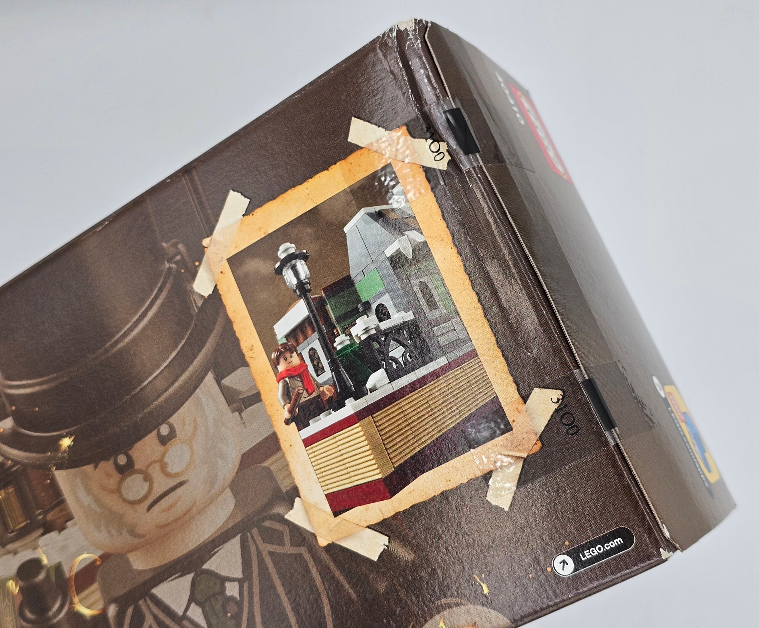 LEGO 40410 - Charles Dickens Tribute image 6
