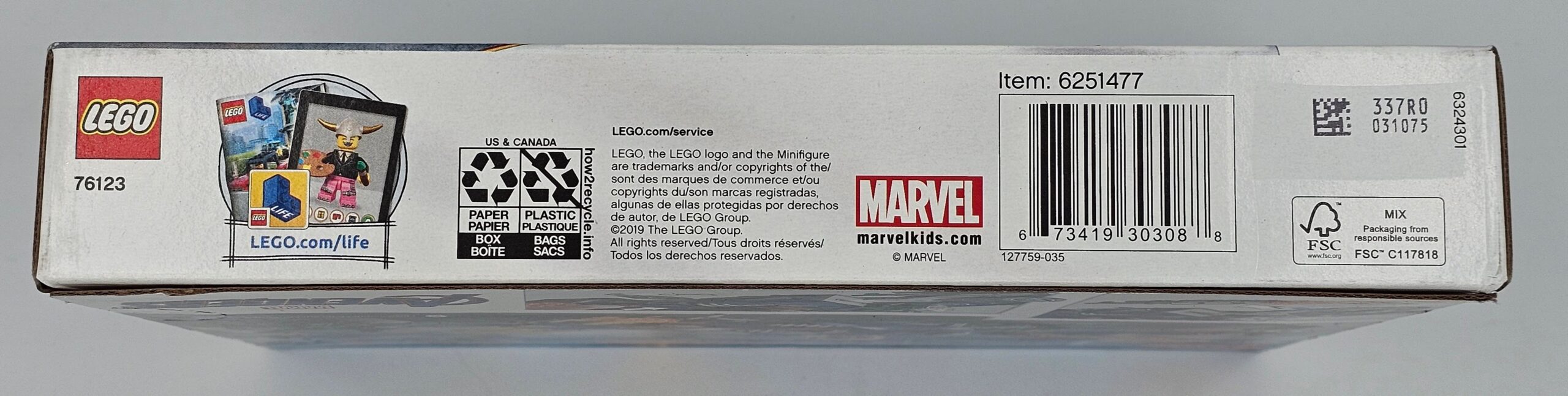 LEGO 76123 - Marvel Super Heroes Captain America: Outriders Attack image 3