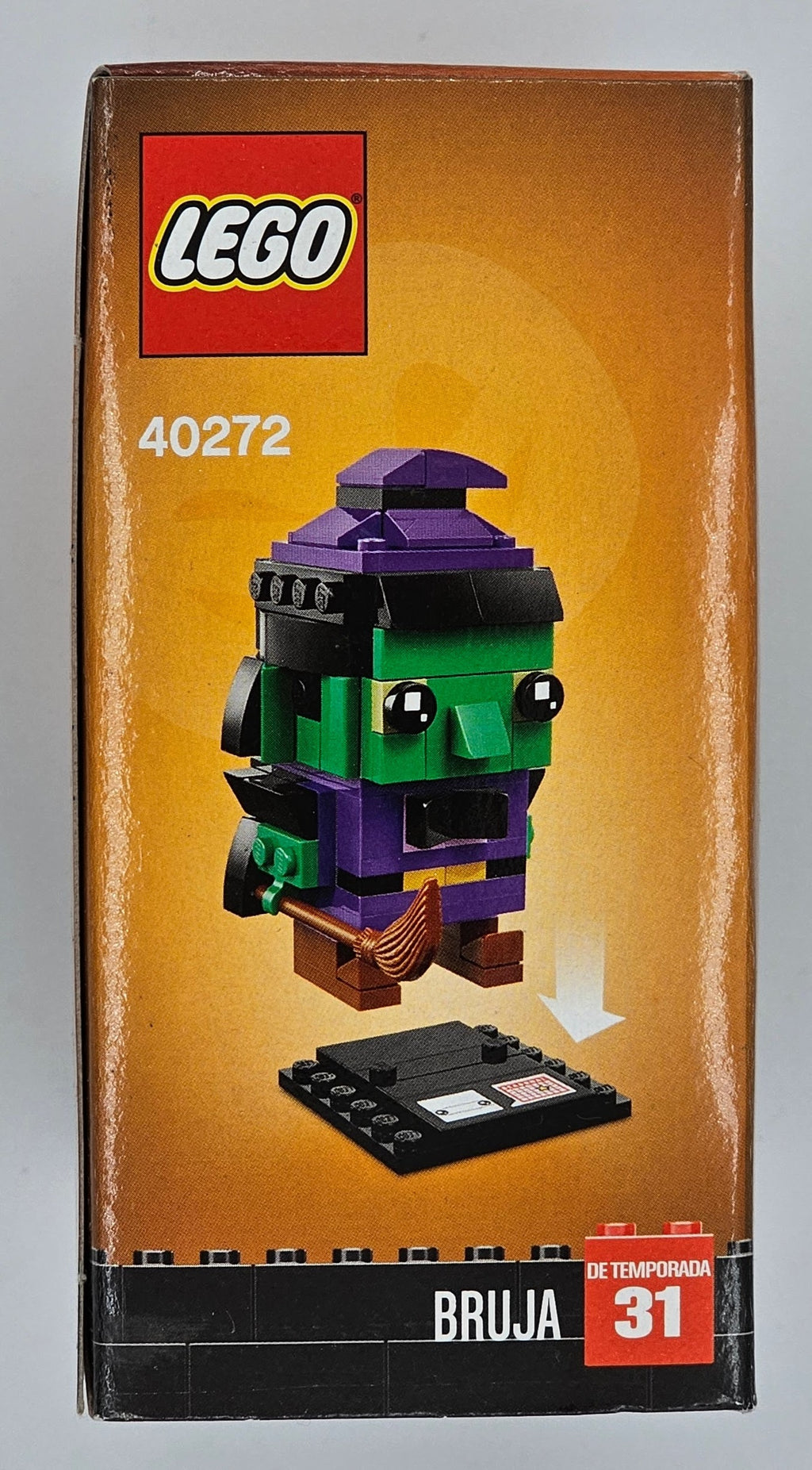 LEGO 40272 - BrickHeadz Halloween Witch image 4