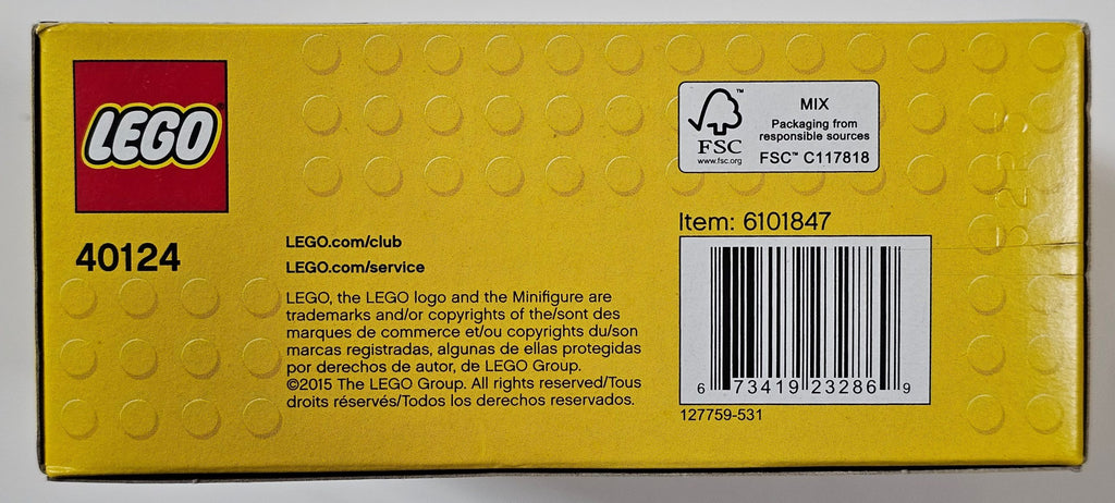 LEGO 40124 - Winter Fun image 3