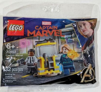 Marvel Super Heroes LEGO 30453 – Captain Marvel and Nick Fury