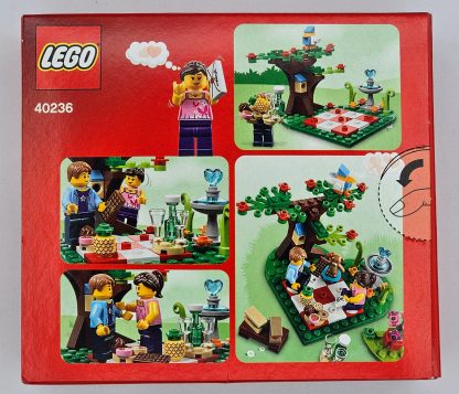 Seasonal LEGO 40236 – Romantic Valentine Picnic