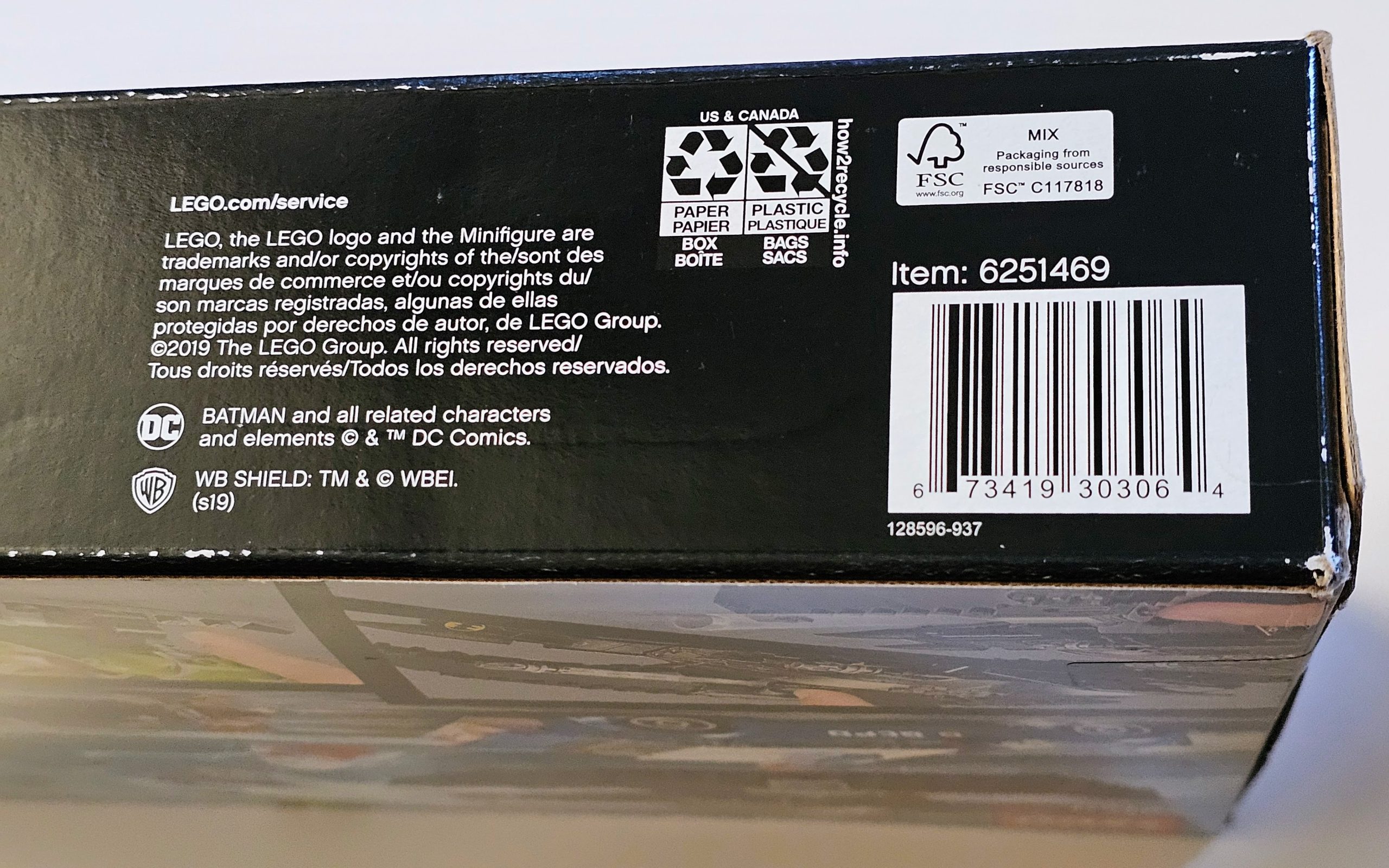 DC Comics Super Heroes LEGO 76120 – DC Comics Super Heroes Batwing and The Riddler Heist LEGO 76120 - DC Comics Super Heroes Batwing and The Riddler Heist - Image 9