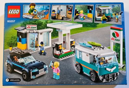 City LEGO 60257 – City Service Station