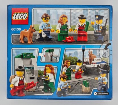 LEGO 60136 - City Police Starter Set - Image 2