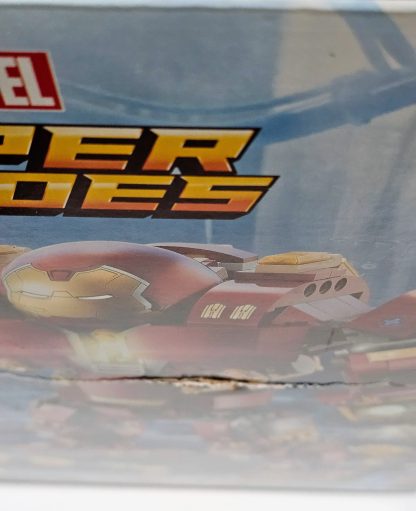 LEGO 76105 - Marvel Super Heroes The Hulkbuster: Ultron Edition *Box Damage* - Image 8