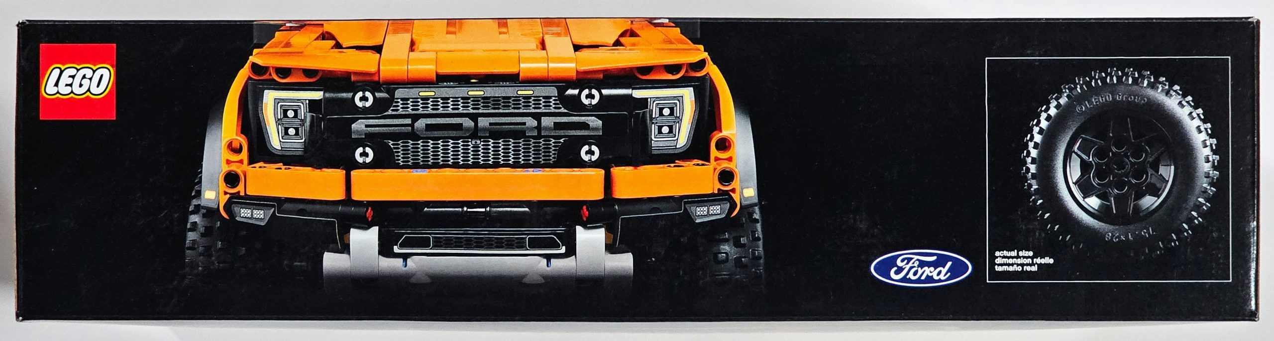 Technic LEGO 42126 – Technic Ford F-150 Raptor LEGO 42126 - Technic Ford F-150 Raptor - Image 3