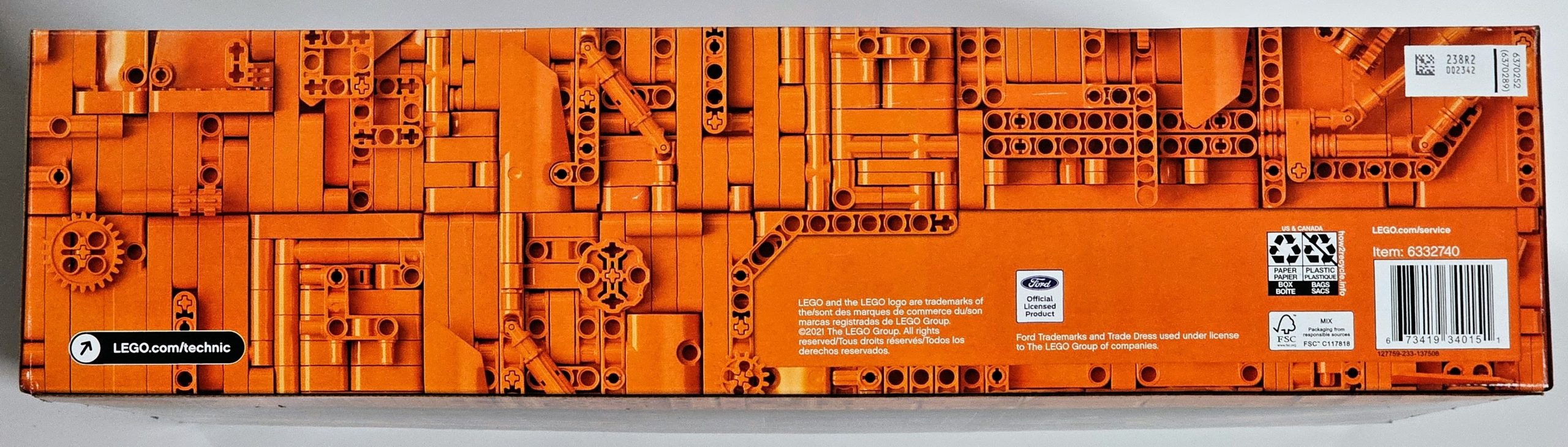 Technic LEGO 42126 – Technic Ford F-150 Raptor LEGO 42126 - Technic Ford F-150 Raptor - Image 4